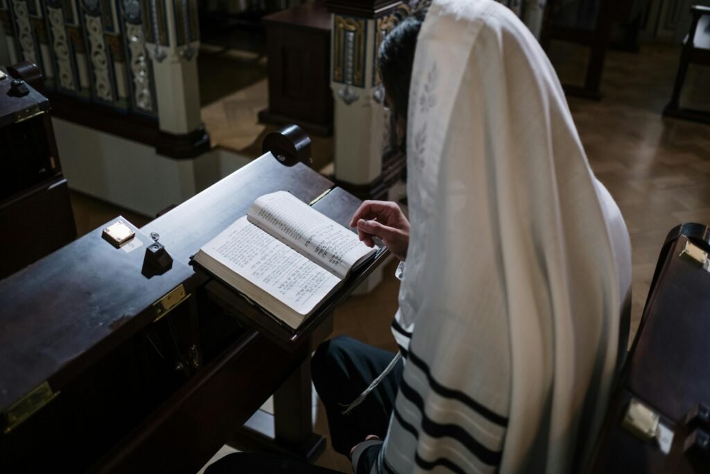 Does the Bible Really Say “Come As You Are”?